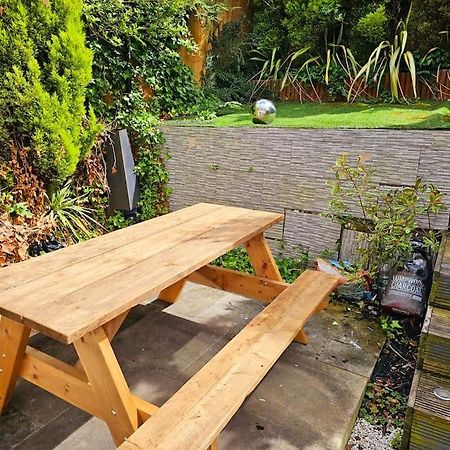 Homebird Property - Buckton House Leeds  Esterno foto